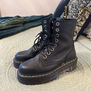 Dr. Martens Women’s Jardon Platform Boot!